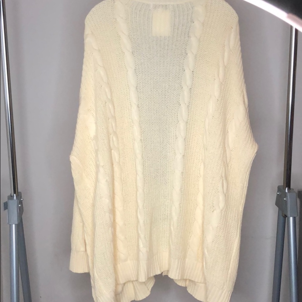 Cream knit sweater cardigan - Picture 7 of 9